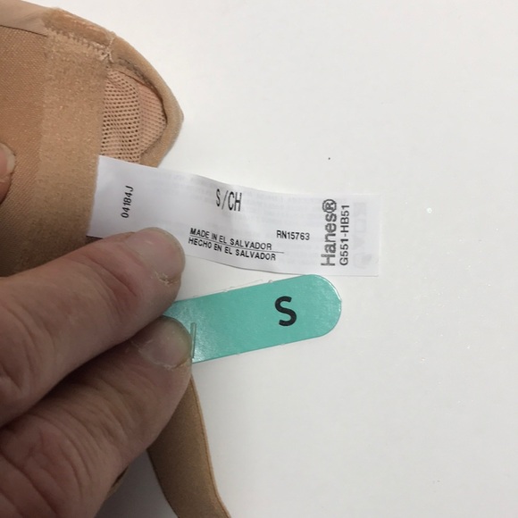 Hanes Women’s bra Small front closure - NWOT - Picture 7 of 8